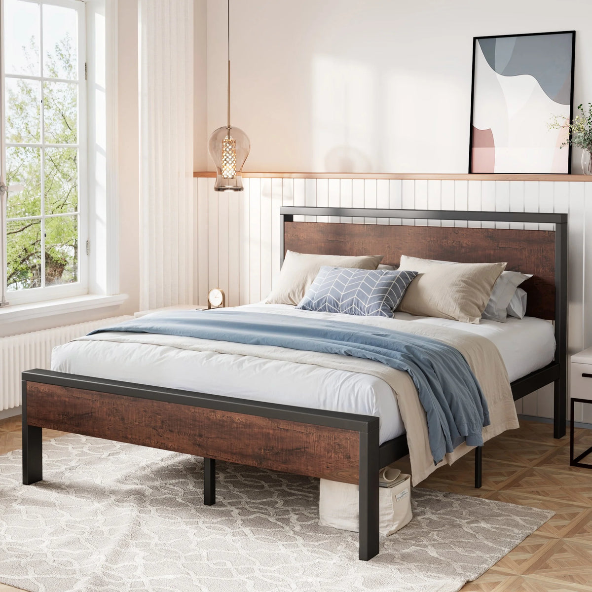 Queen Size Metal Platform Bed Frame with Wooden Headboard & Footboard I914
