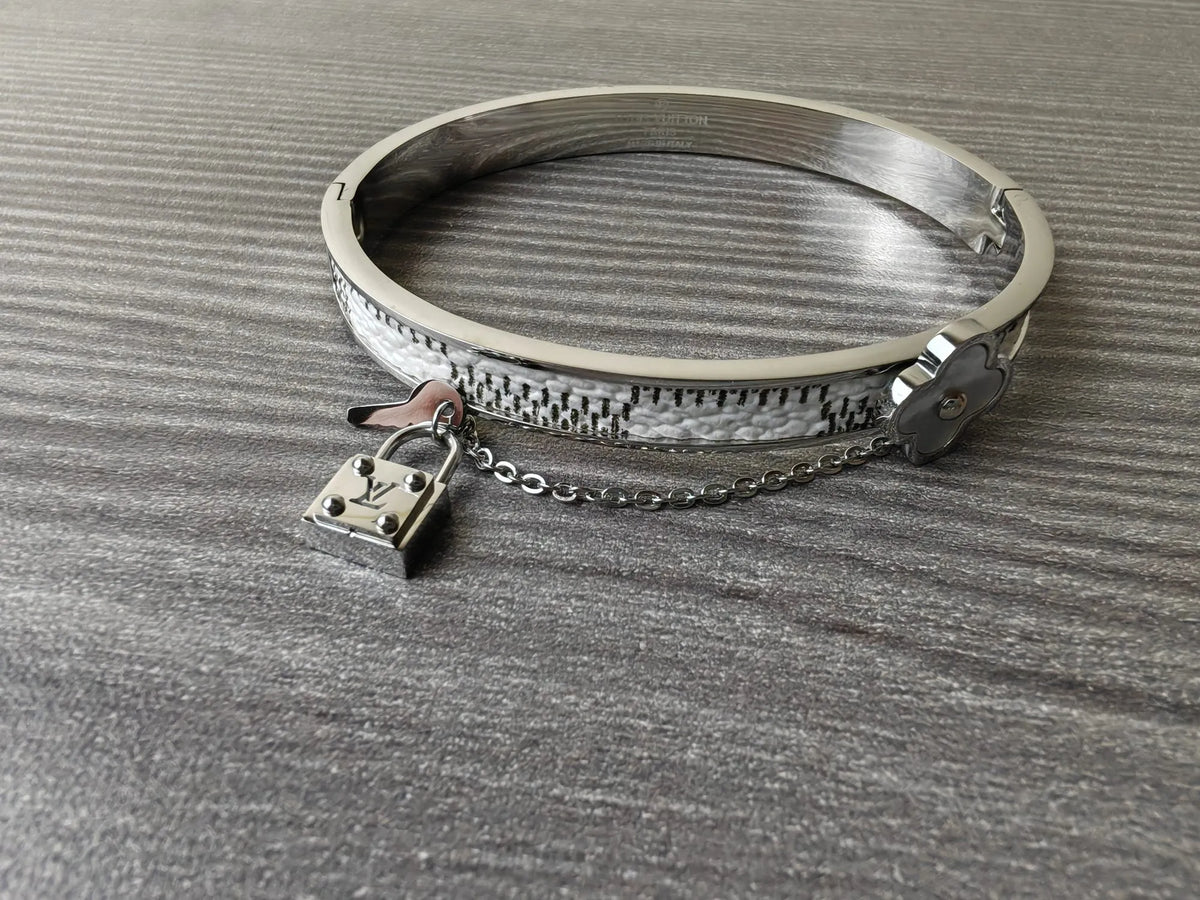 Bracelet I244