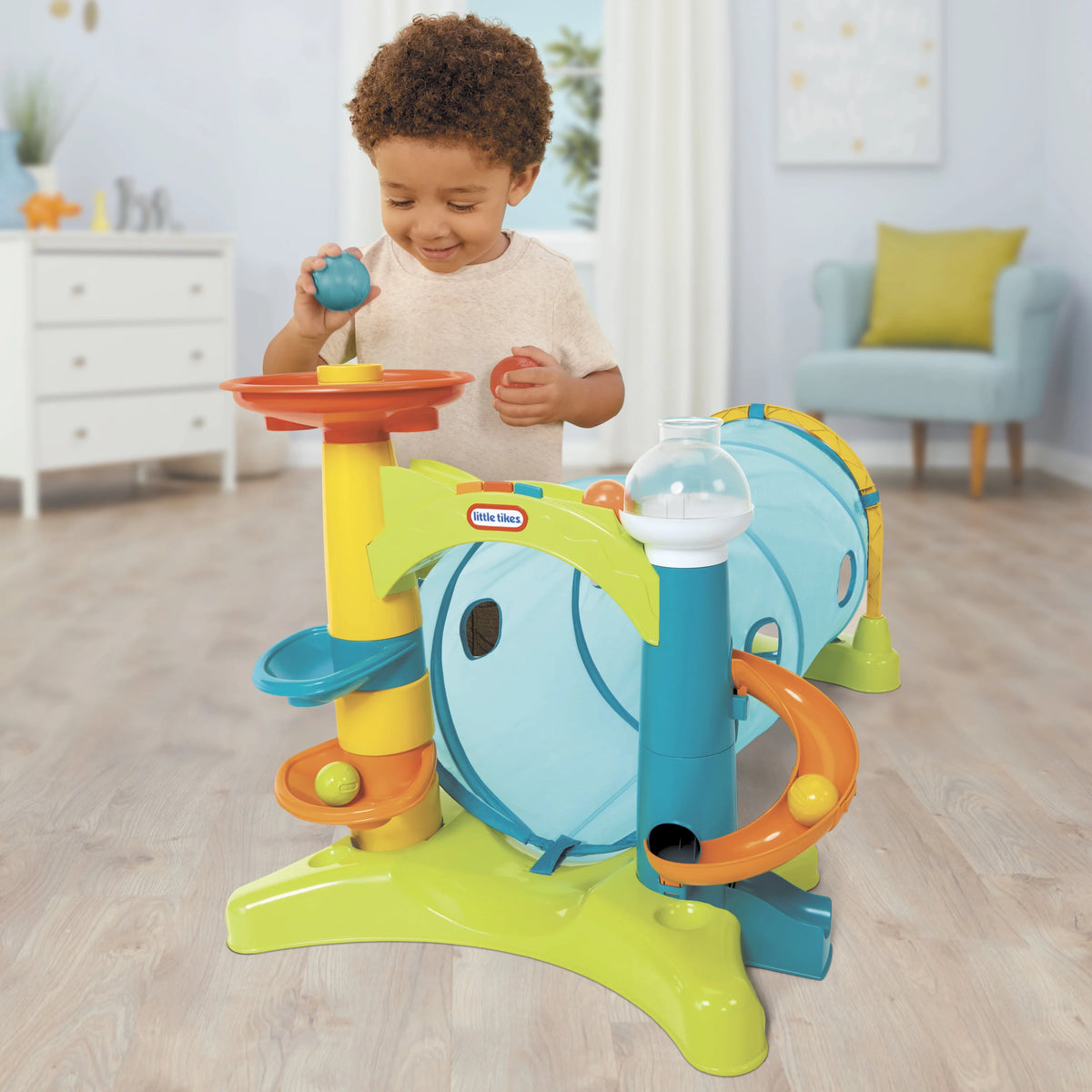 2-in-1 Activity Tunnel with Ball Drop C5009