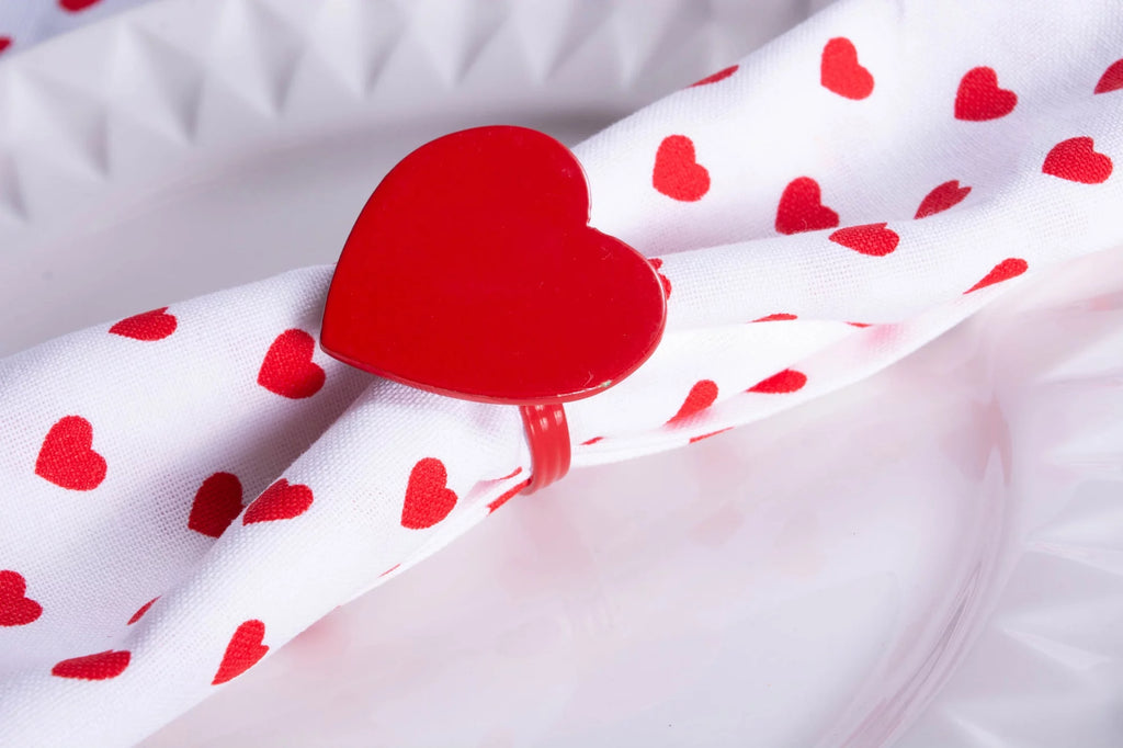 Set of 6 Red Heart Shaped Napkin Rings A664764