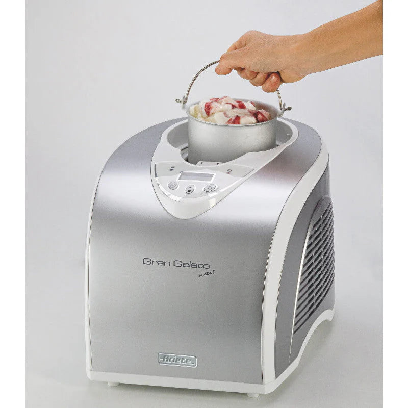 Metal Ice Cream Maker 135W C5406
