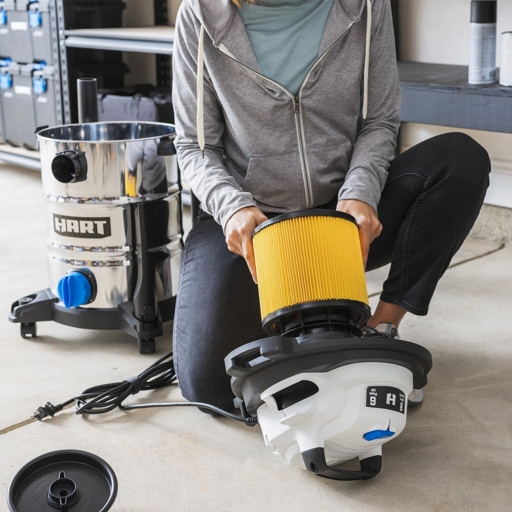 8 Gallon 6 Peak HP Stainless Steel Wet/Dry Vacuum B4695
