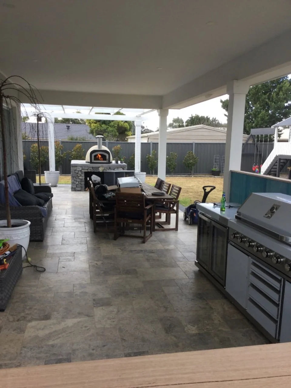 Black Wood Fired Outdoor Pizza Oven S6190