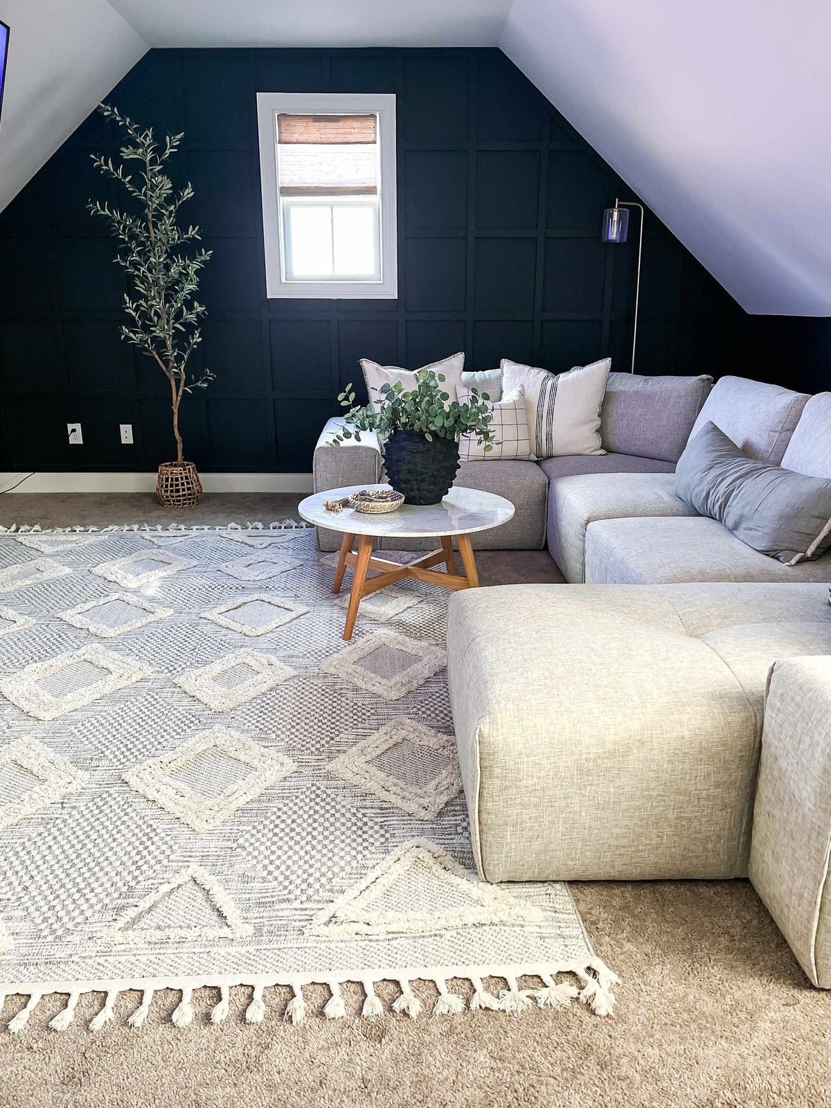 Grey Beige Cream Polyester Area Rug 5'3" x 7'3" T53271