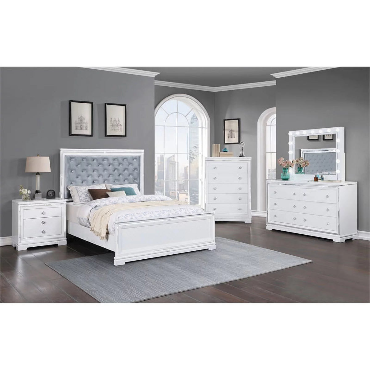 4-Piece Wood California King Bedroom Set in White K777485