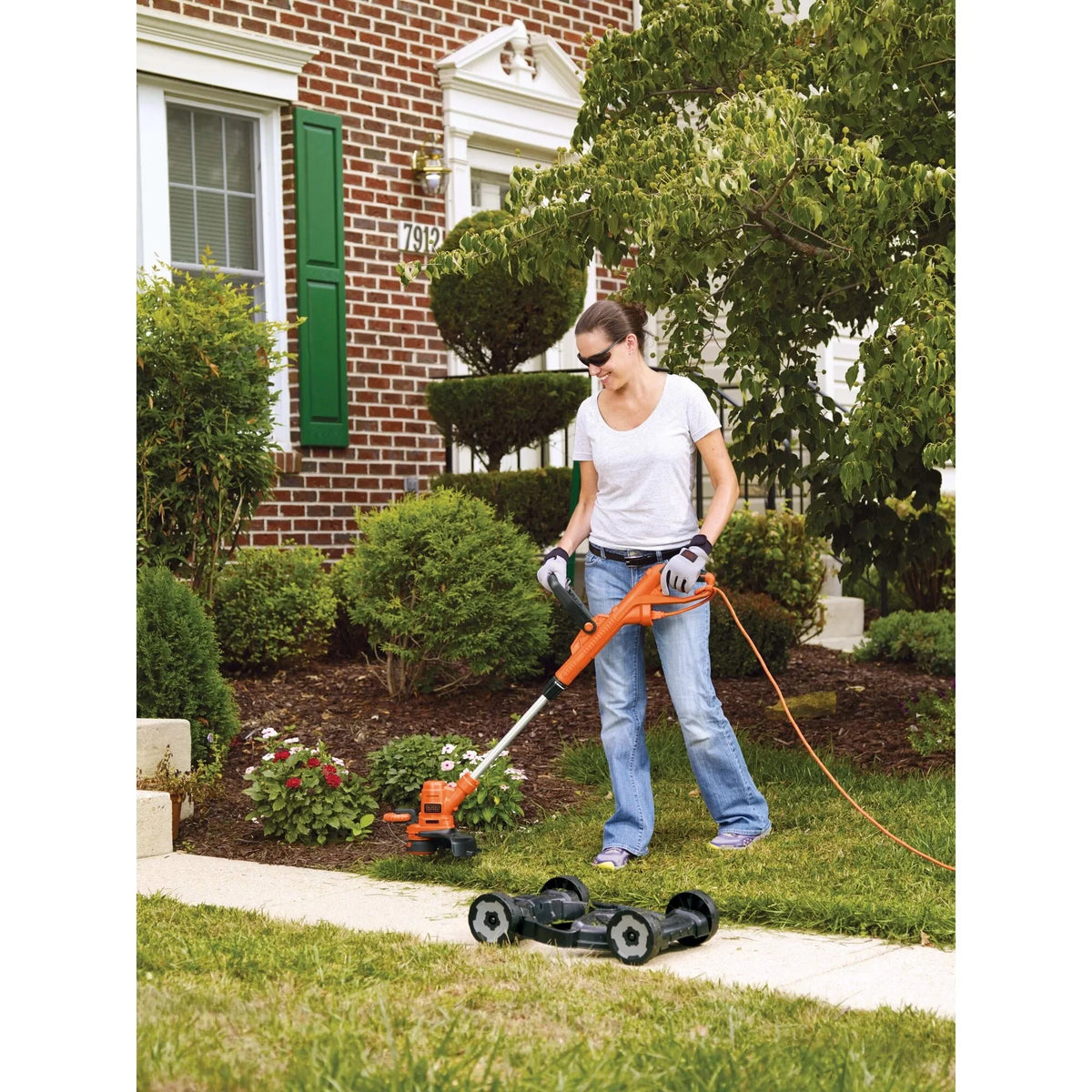 3-N-1 6.5 Amp String Trimmer, Edger & Mower Z90279